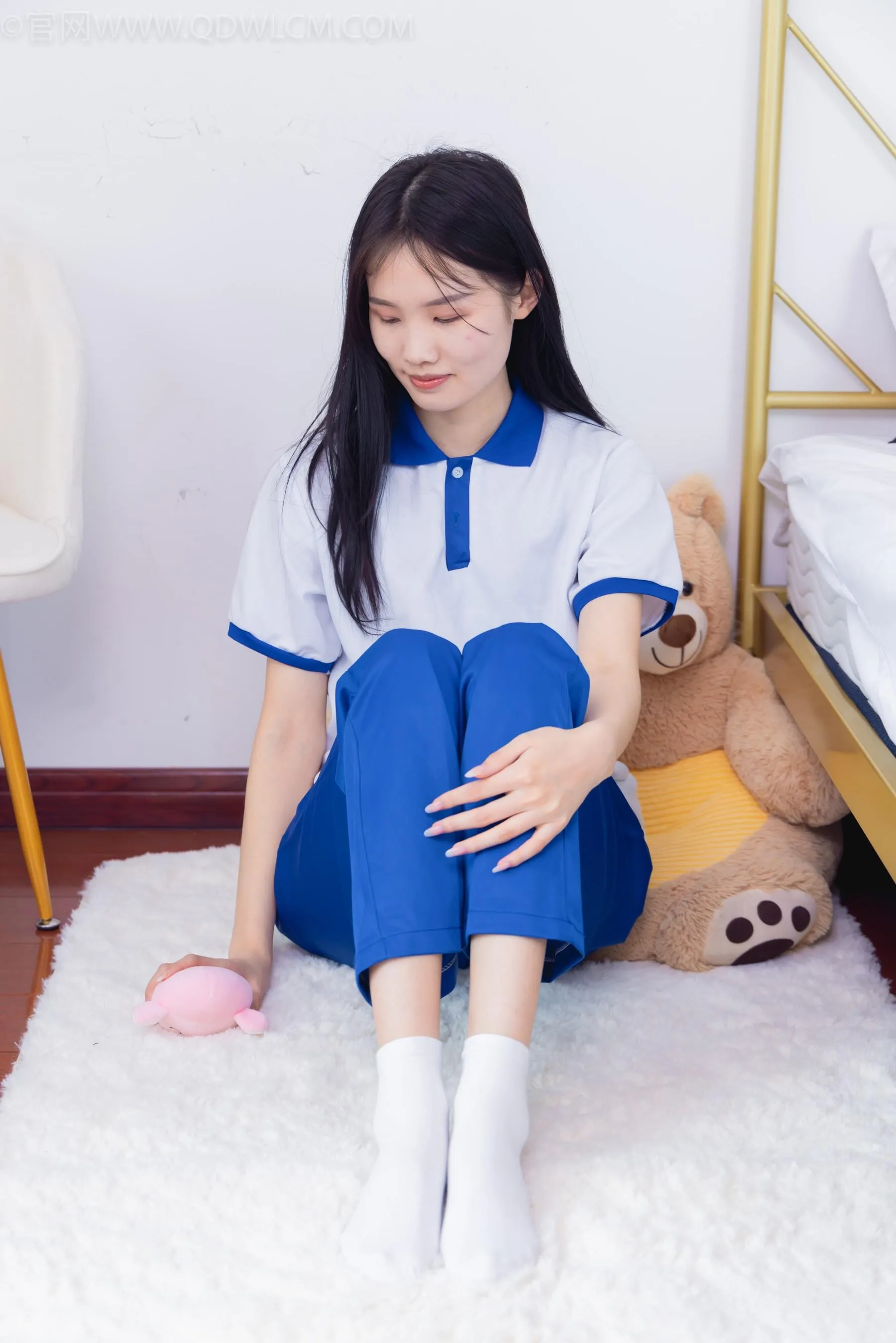 物恋传媒 NO.1515 颜颜-校园时的她 [151P]插图4